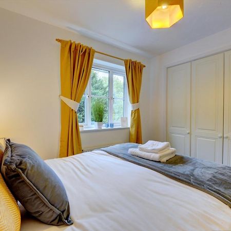 Modern 2 Bed House Sleeps 6 Southam Town Centre - Inspire Homes Ltd المظهر الخارجي الصورة