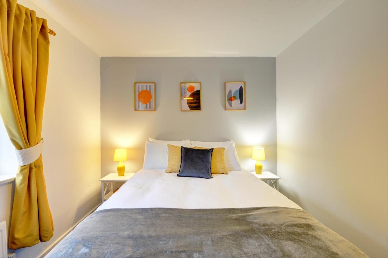 Modern 2 Bed House Sleeps 6 Southam Town Centre - Inspire Homes Ltd المظهر الخارجي الصورة