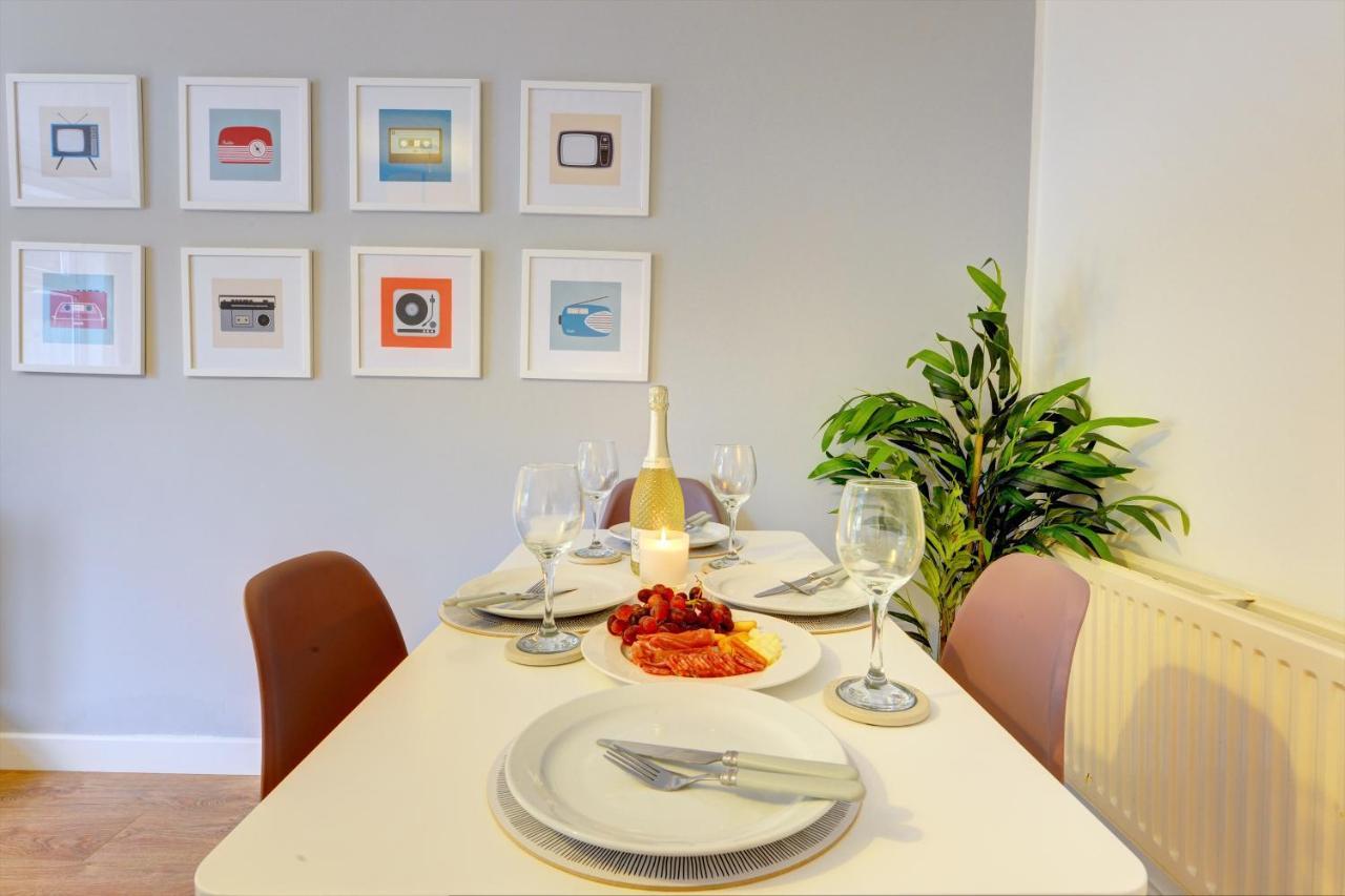 Modern 2 Bed House Sleeps 6 Southam Town Centre - Inspire Homes Ltd المظهر الخارجي الصورة